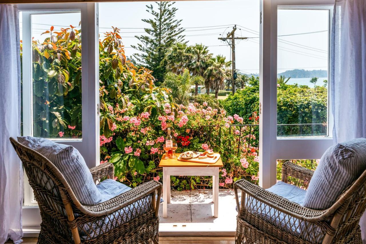 Sunshine Cottage By The Sea - Stay Waiheke Onetangi Esterno foto