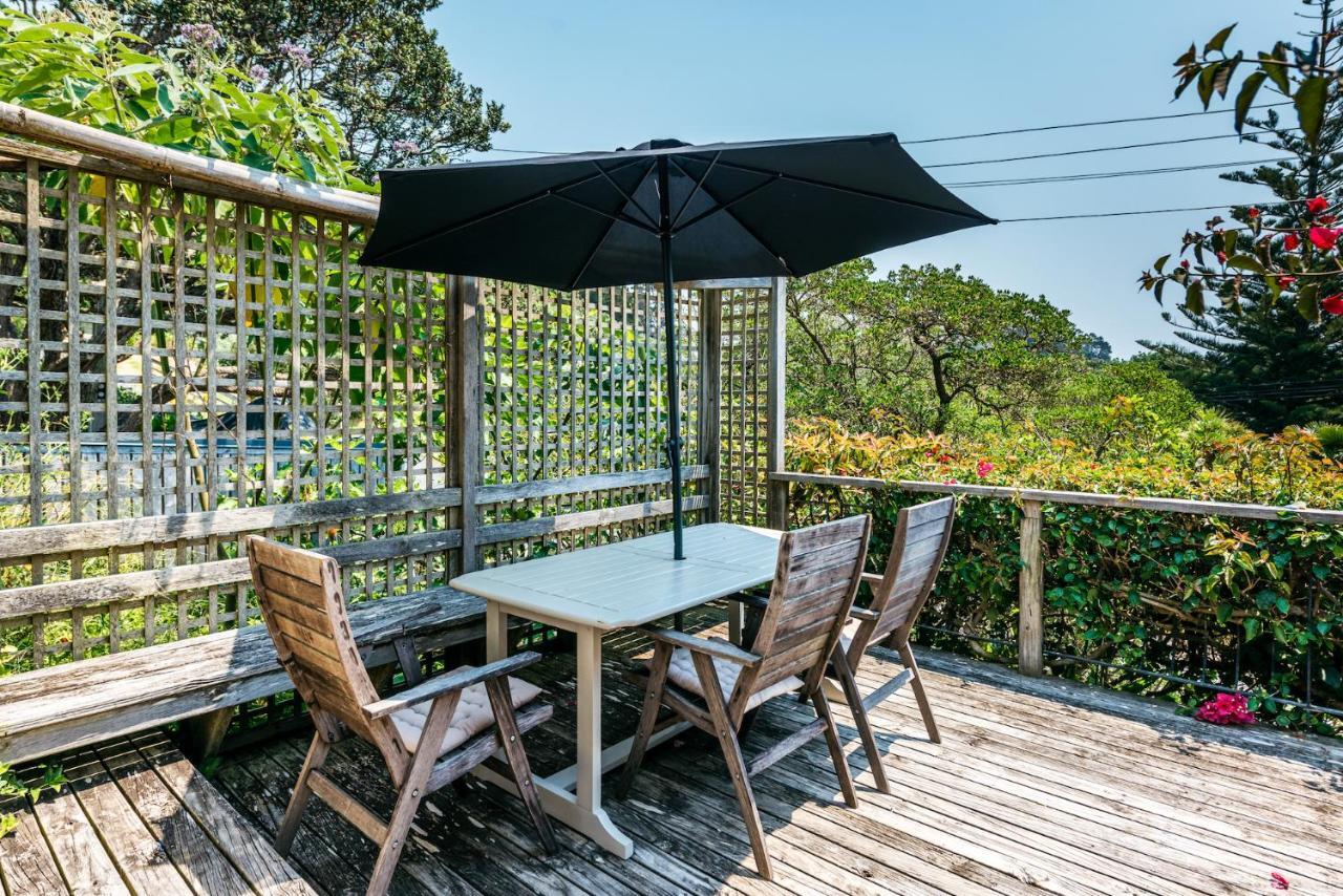 Sunshine Cottage By The Sea - Stay Waiheke Onetangi Esterno foto